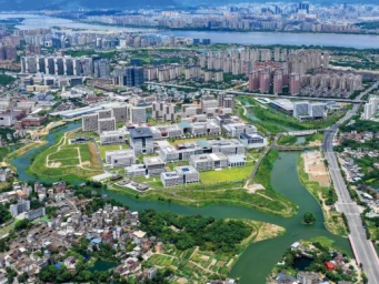 王树国：福耀科大不想培养“乖孩子”