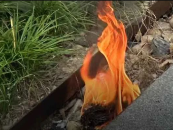 充电宝自燃烧伤腿部，急需植皮