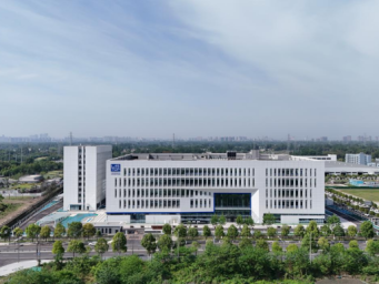 成都高新电子信息产业集群活力迸发