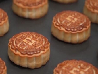 中秋佳节临近 月饼出口订单激增