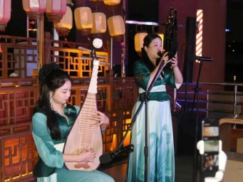 当诗歌与山水同频 第三届南宁国际诗歌周精彩继续